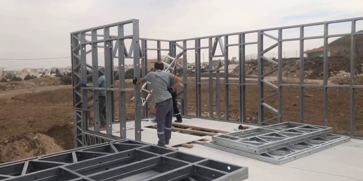 assembly prefabricated construction